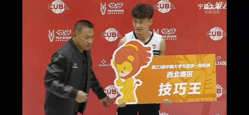 澳门十大信誉网赌大全体育学院运动训练专业李文强同学获得第23届中国大学生篮球一级联赛西北赛区“技巧王”称号