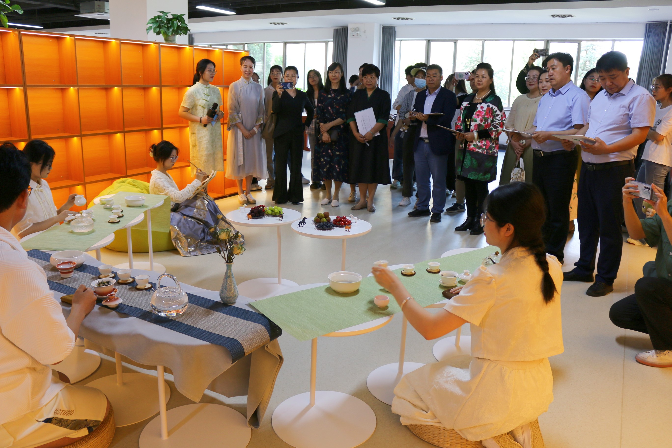 创意茶艺作品《茶·游》 创意茶艺作品《茶·游》